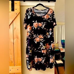 Viamor Floral Black Dress - 3XL
